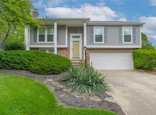 8294 Creek Woods Pl, Maineville, OH 45039