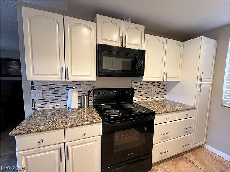 4241 Gannet Cir #205 — Photo 10