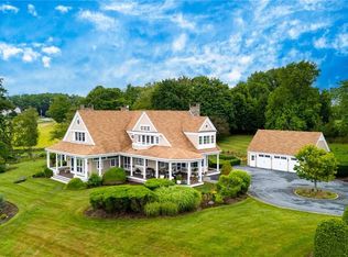 15 Courageous Cir, Bristol, RI 02809