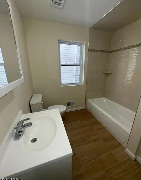 487 S 18th St #1-2 — Photo 5