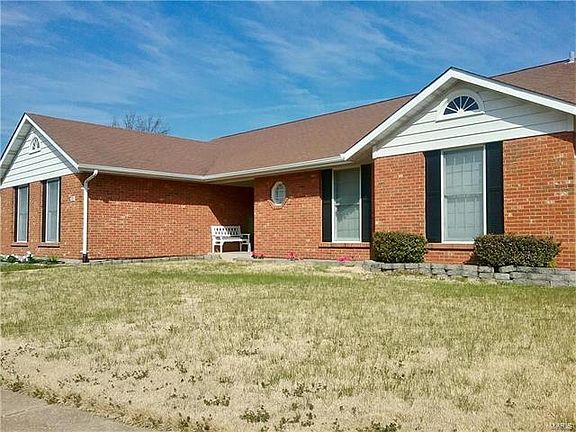 2nd image of 3619 Avenue De Paris Dr