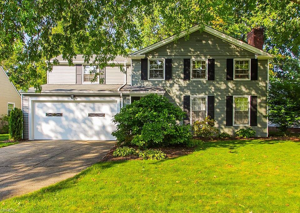 1st image of 4578 W 224th St