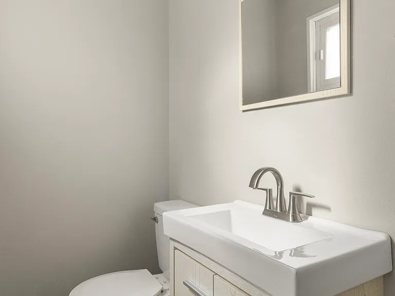 Summit Dr — Photo 18