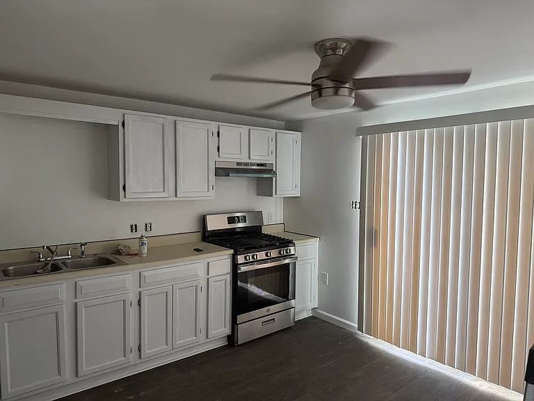 180 Linwood Ave #1 — Photo 1