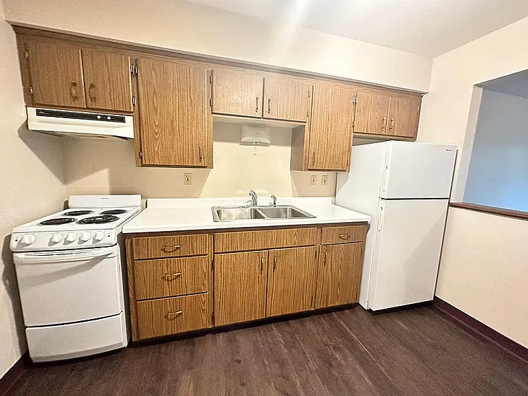 1321 Division St #303 — Photo 8