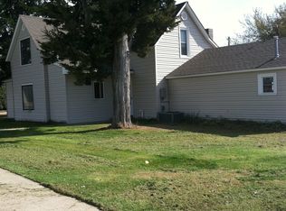 500 Van Horn St, Almena, KS 67622