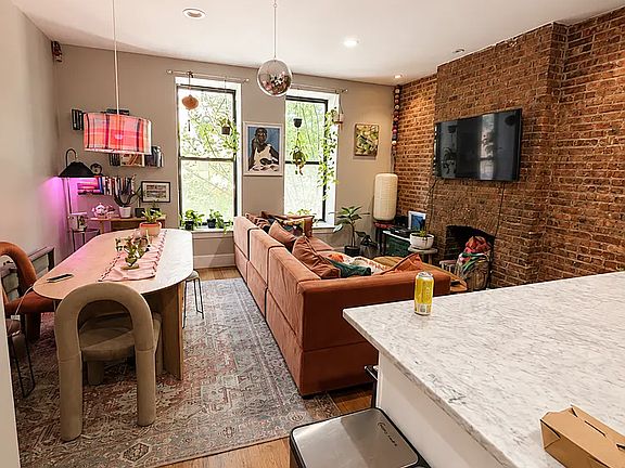 2nd image of 354 Myrtle Ave APT 2C