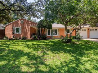 4804 Hildring Dr E, Fort Worth, TX 76109