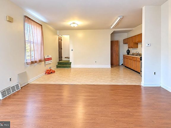 3rd image of 1812 S 5th St