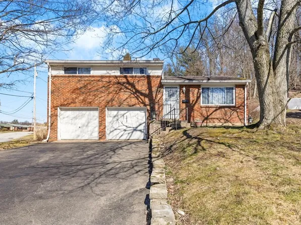 13733 Ormsby Dr, Irwin, PA 15642