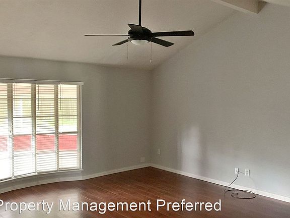 5th image of 11035 Vanderford Dr