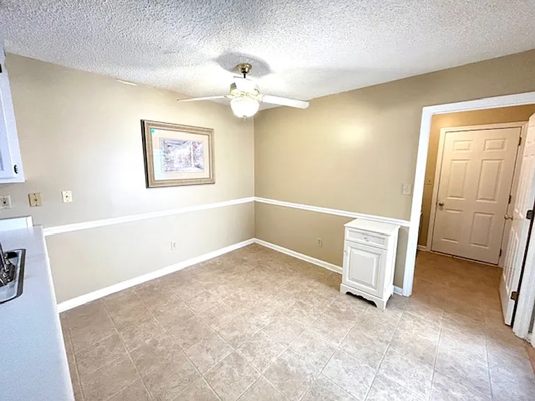 234 W Lake Cir — Photo 6