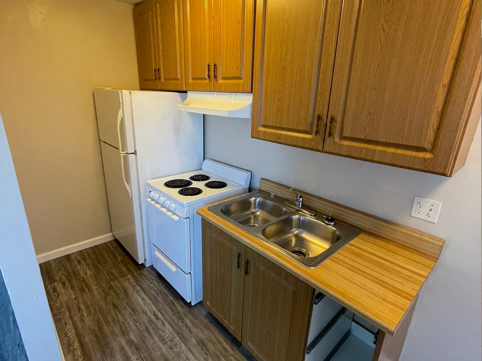 1 bed, 1.0 bath, $1,650 — Photo 1