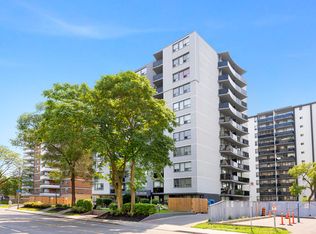91 Cosburn Ave., Toronto, ON M4K 2G2