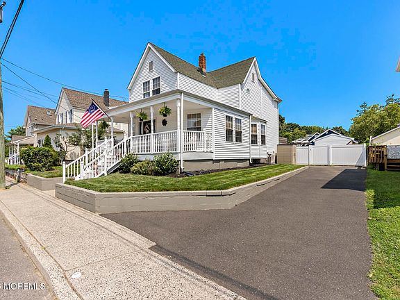 4th image of 38 Leonard Avenue