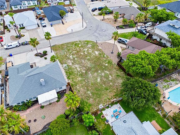 3rd image of 13949 Lighthouse Dr