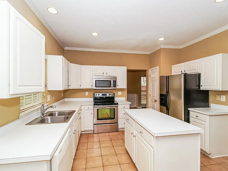 8936 Coppermine Ln — Photo 9