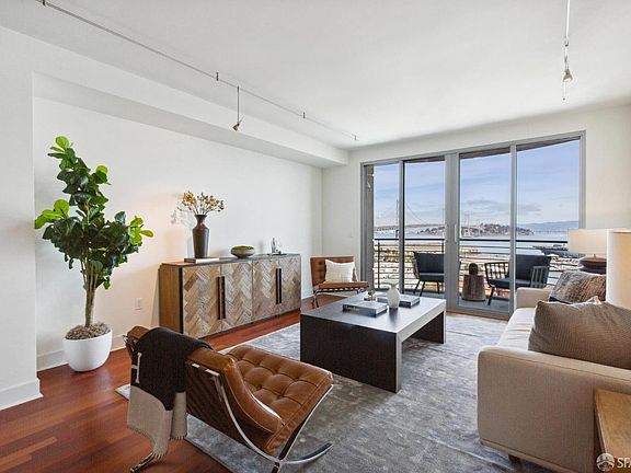 3rd image of 229 Brannan St Unit 16C
