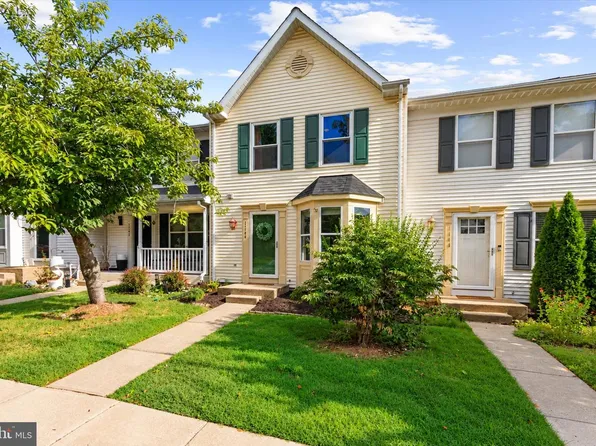 1144 Oakmoor Ct #1144, Baltimore, MD 21227