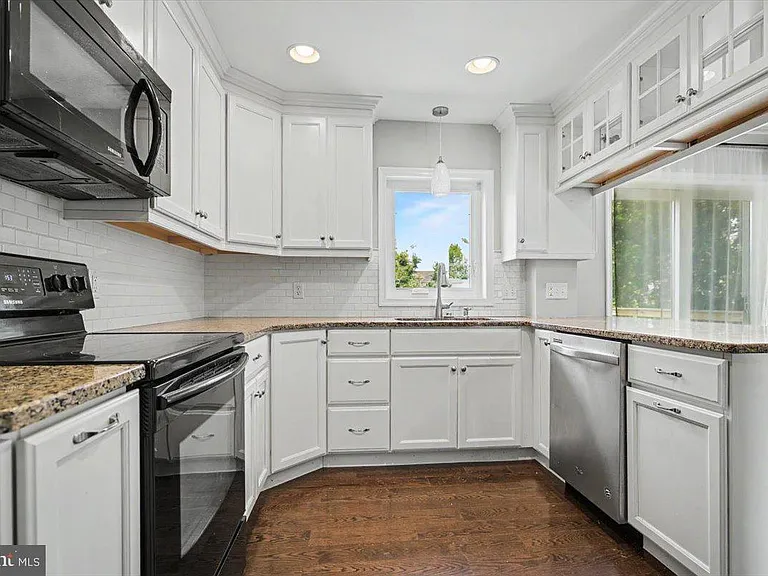 749 S Matlack St — Photo 17