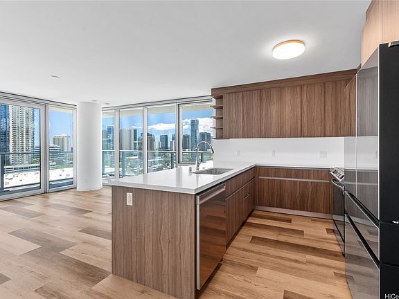2nd image of 1500 Rycroft St #1712R