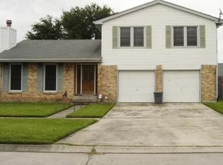 821 Bellemeade Blvd, Gretna, LA 70056