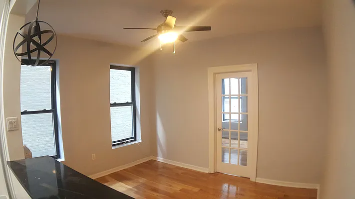 Rented by Uptown Flats LLC | media 9