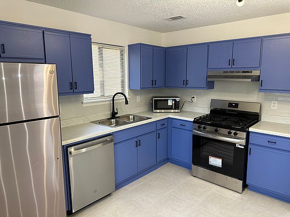 4th image of 2900 Kevin Ln Unit 1