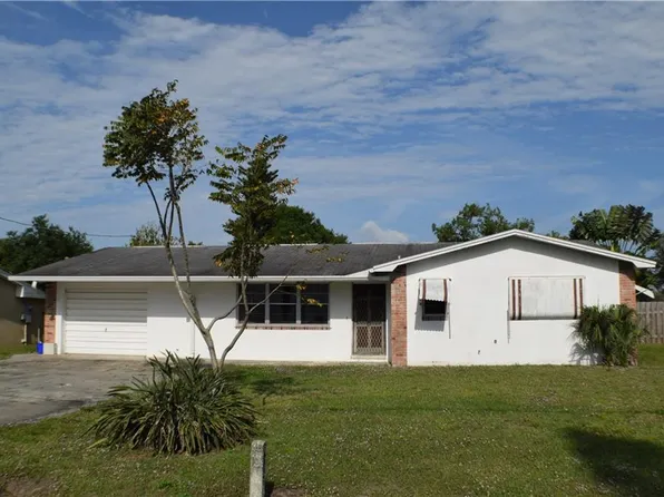 910 SE 8th Ave, Okeechobee, FL 34974