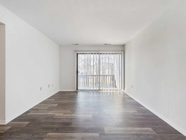 Foxridge Apartment Homes — Photo 169