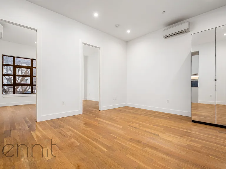 163 Graham Ave #3A — Photo 1