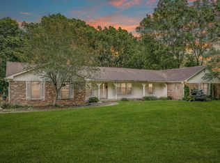 7725 Oak St, Zionsville, IN 46077