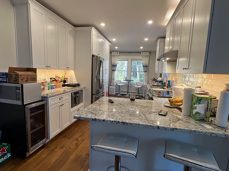 7 Bond St — Photo 10
