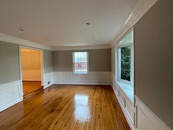 3rd image of 8407 Buckhannon Dr