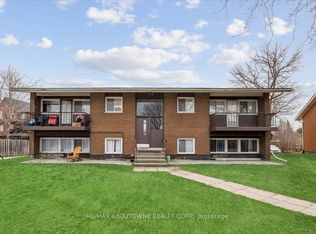 2350 Queensway Dr #3, Burlington, ON