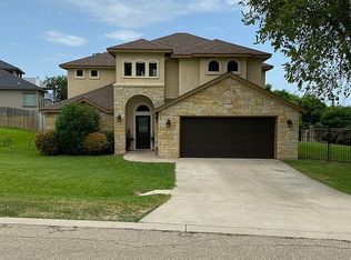 2088 Pirtle Dr, Salado, TX 76571