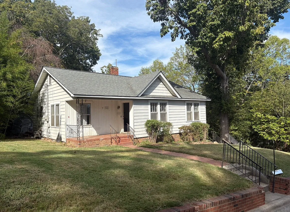 442 Mount Cross St — Photo 2