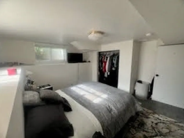 Bedroom #1 - image 4