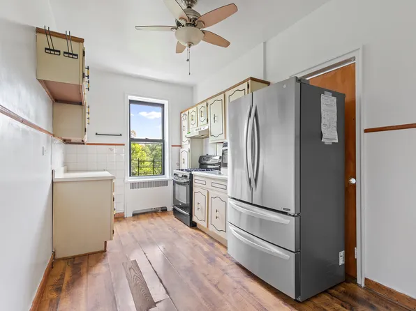 675 Walton Avenue image 8 of 8