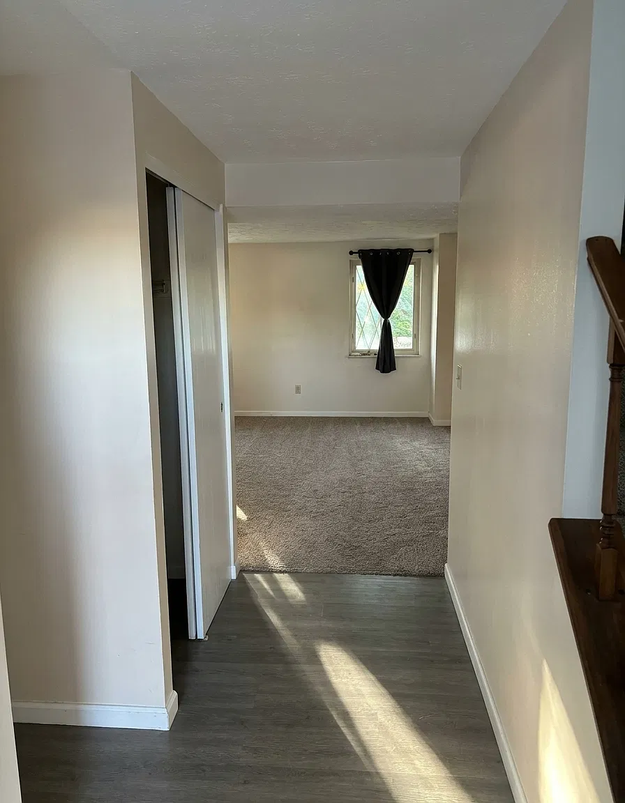 3 bed, 1.5 bath, 1400 sqft, $1,800 — Photo 3