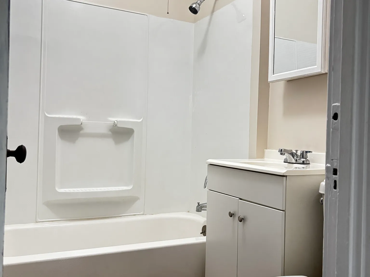 1 bed, 550 sqft, $850 — Photo 1