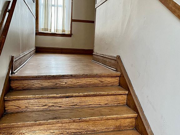 2nd image of 1325 N Homan Ave APT 2N