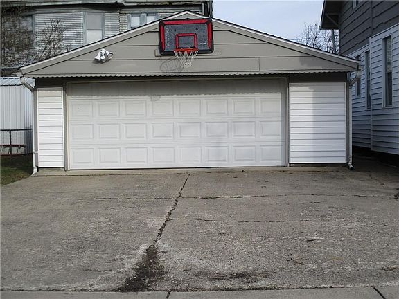 3rd image of 39 S Ohio St
