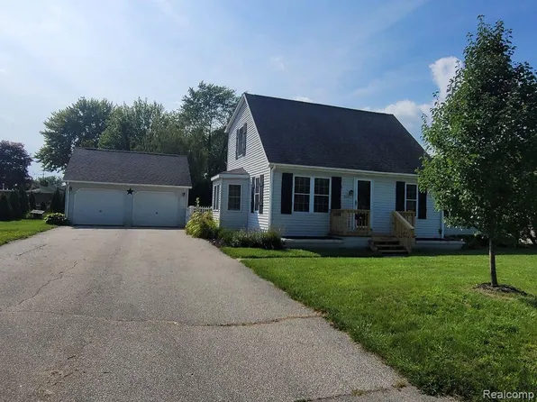 901 N Wenona St, Bay City, MI 48706