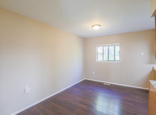 22 Bannock Ct, Randallstown, MD 21133