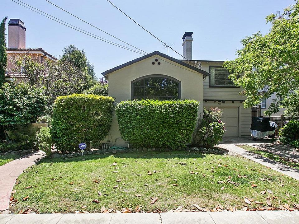 1st image of 711 Burlingame Ave