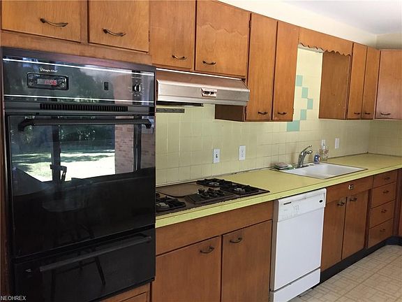 5th image of 5688 Grayland Dr