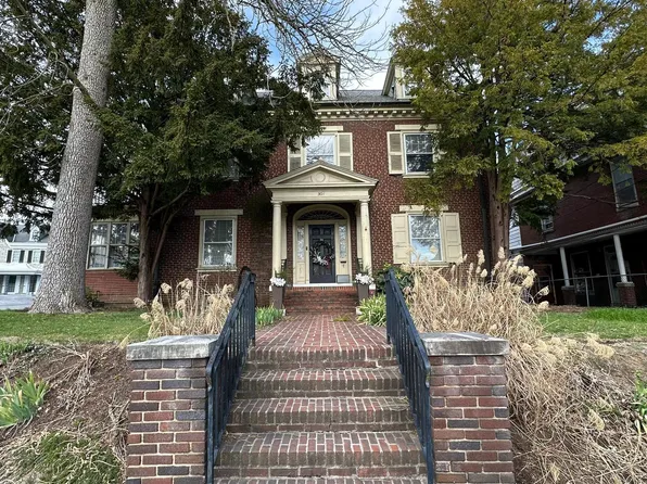 301 Philadelphia Ave, Chambersburg, PA 17201