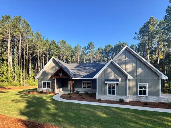 83 Lee Road 334, Salem, AL 36874