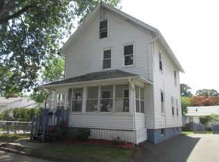 114 Monrovia St, Springfield, MA 01104